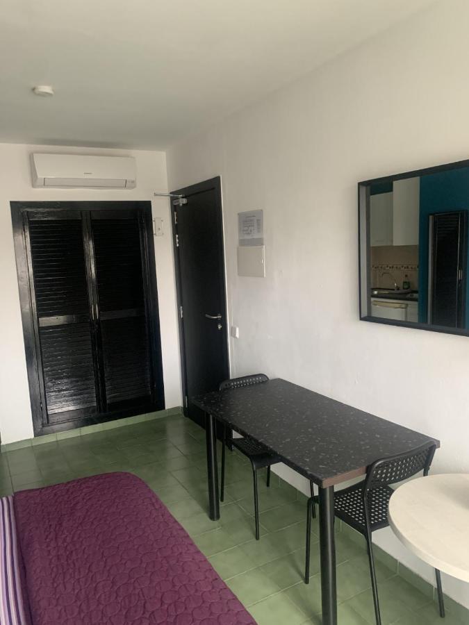 Coconut Apartments - Adults Only Magalluf Exteriör bild
